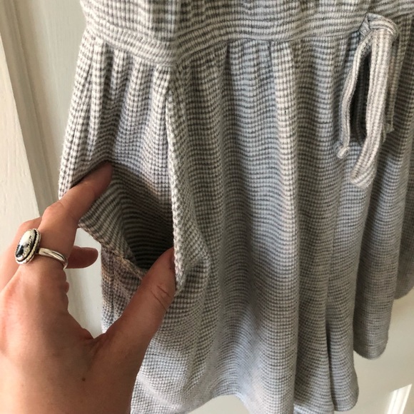 Gray and white striped romper - Picture 3 of 5